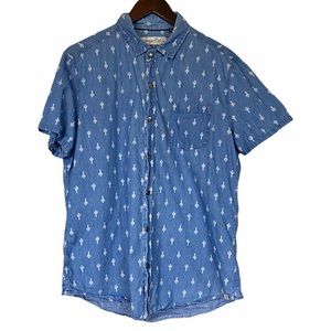 4/$25 Sovereign Code denim cactus shortsleeved button up
